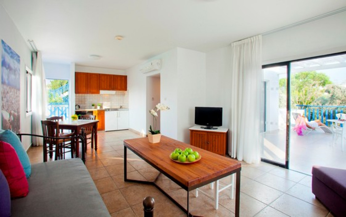 Superior One Bedroom