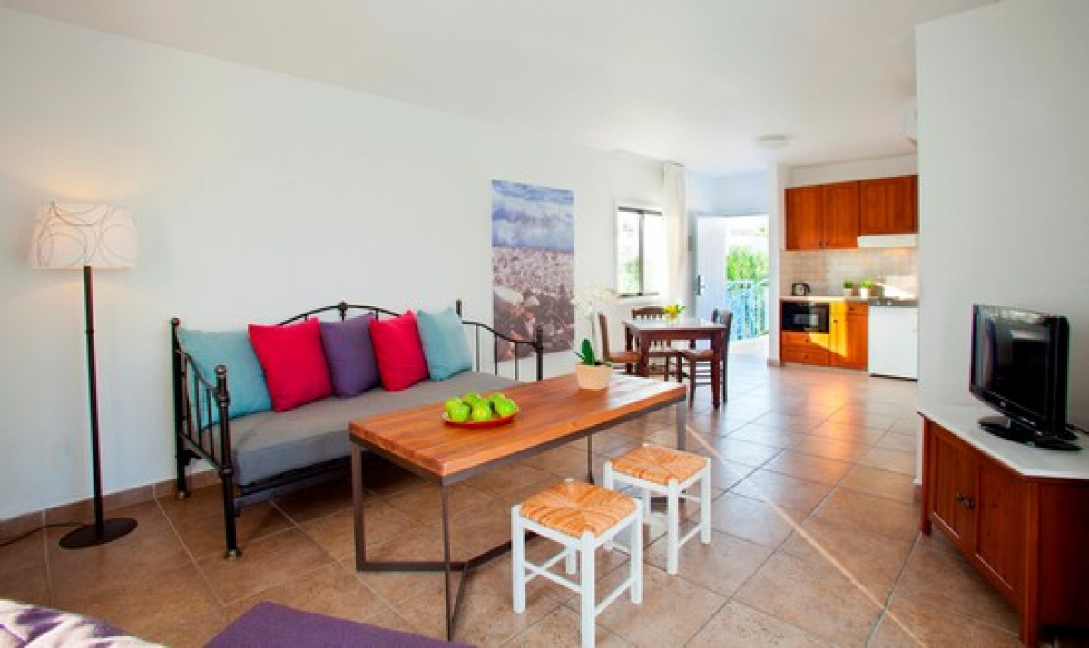 Superior One Bedroom