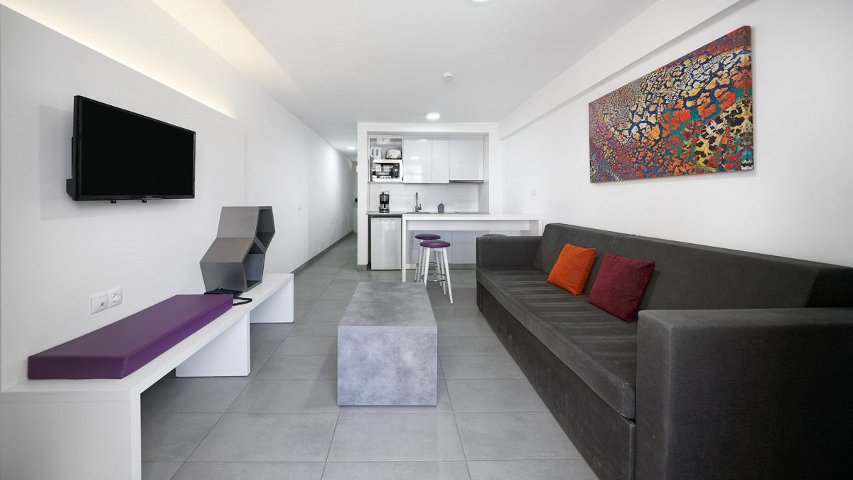 DELUXE APARTAMEN WITH BALCONY (2+1)