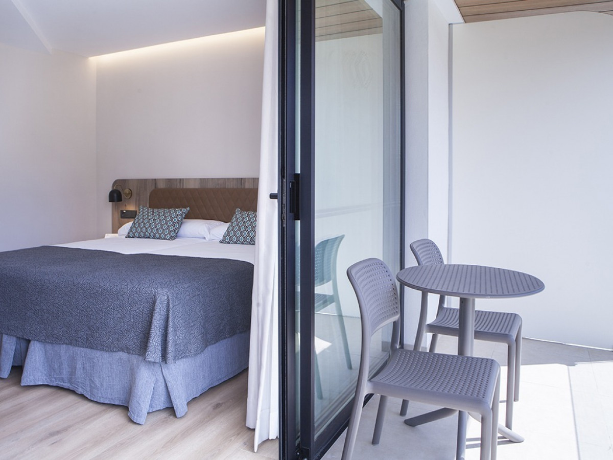 JUNIOR SUITE WITH TERRACE