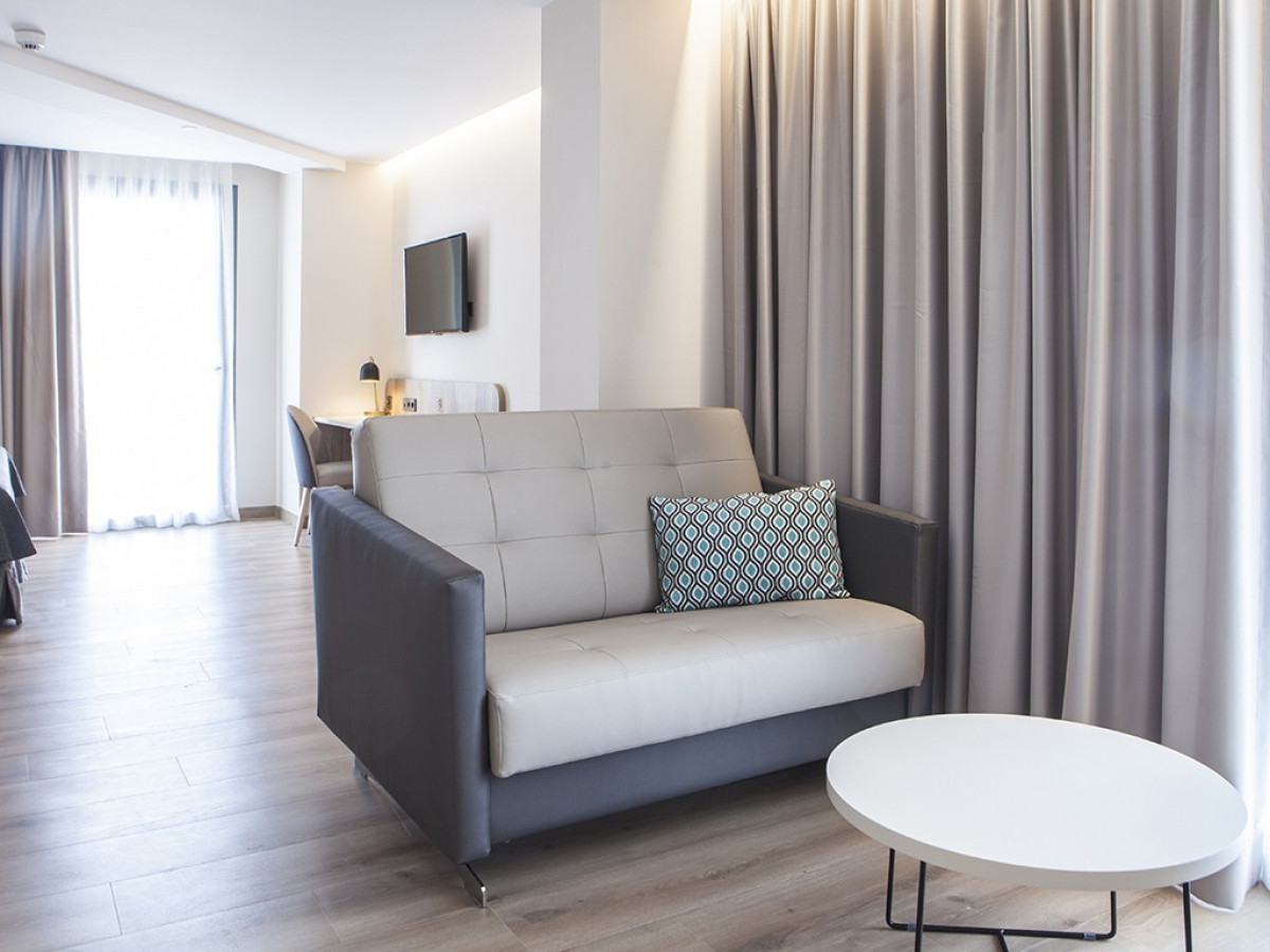 JUNIOR SUITE WITH TERRACE 2+1