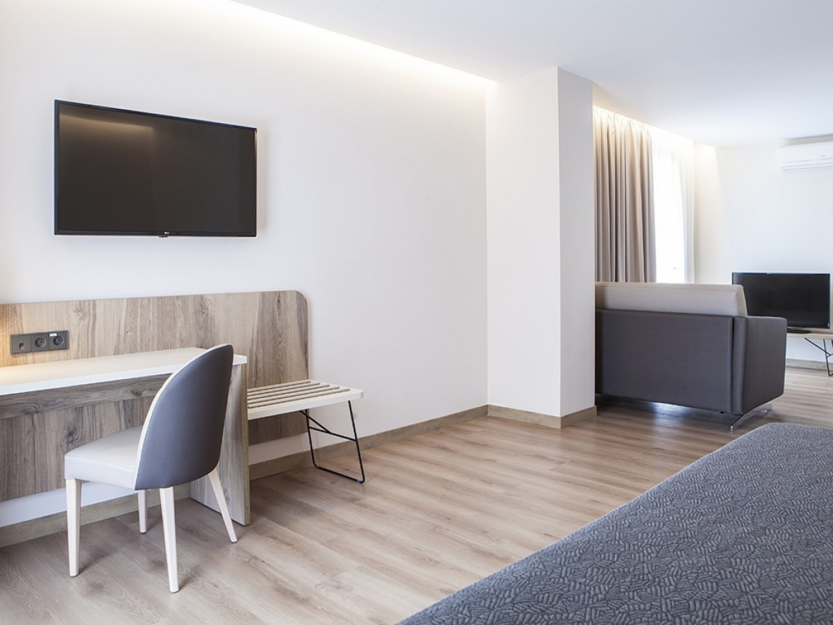 JUNIOR SUITE WITH TERRACE 2+1