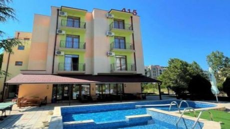 Hotel 415 3*, Napospart