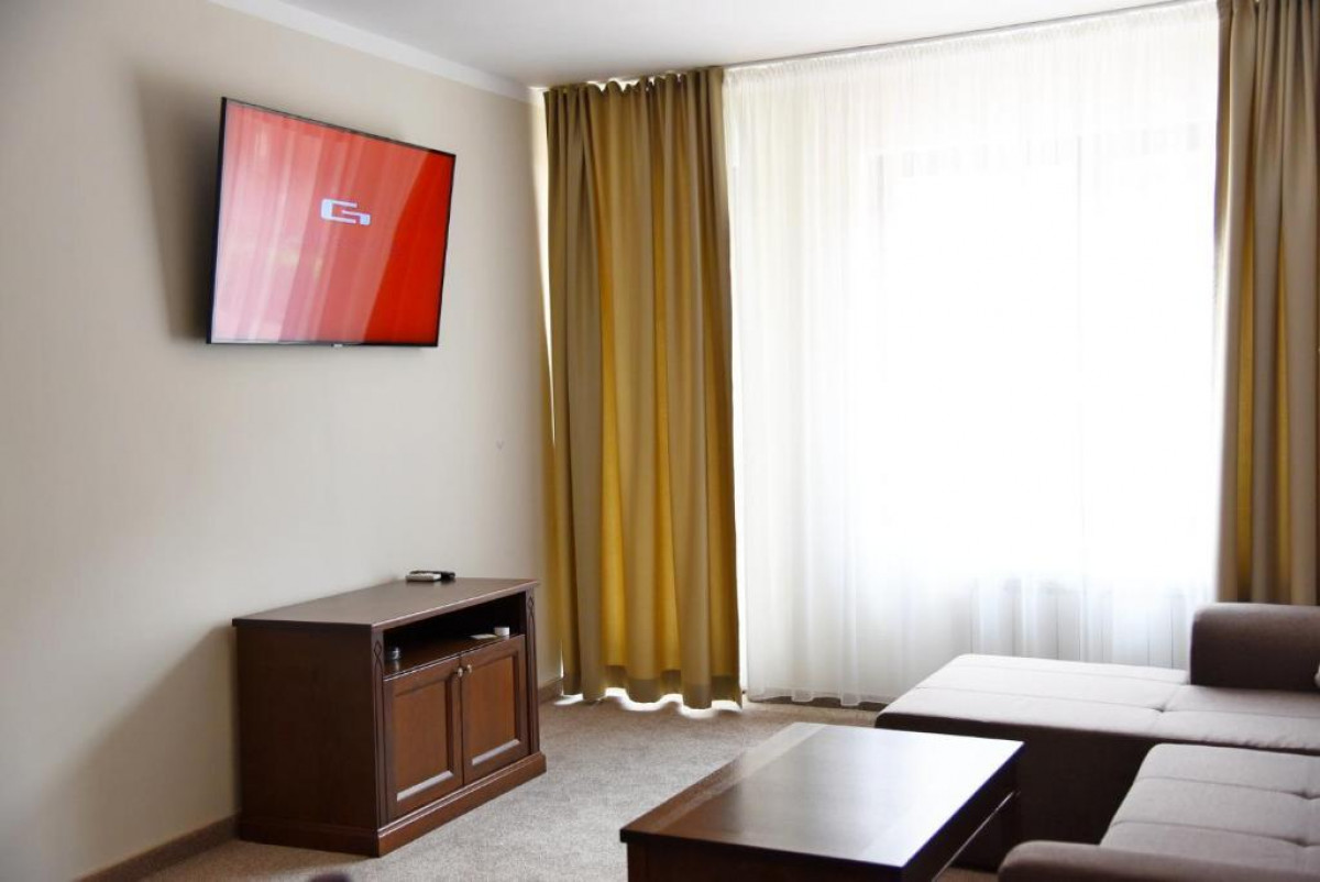 Medencére néző apartman