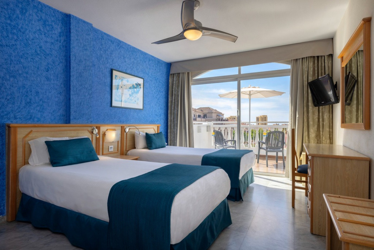 2 BEDROOM APARTMENT (1+2)