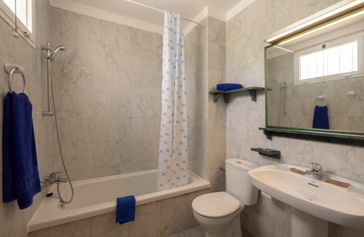 1 BEDROOM APARTMENT (1+2)