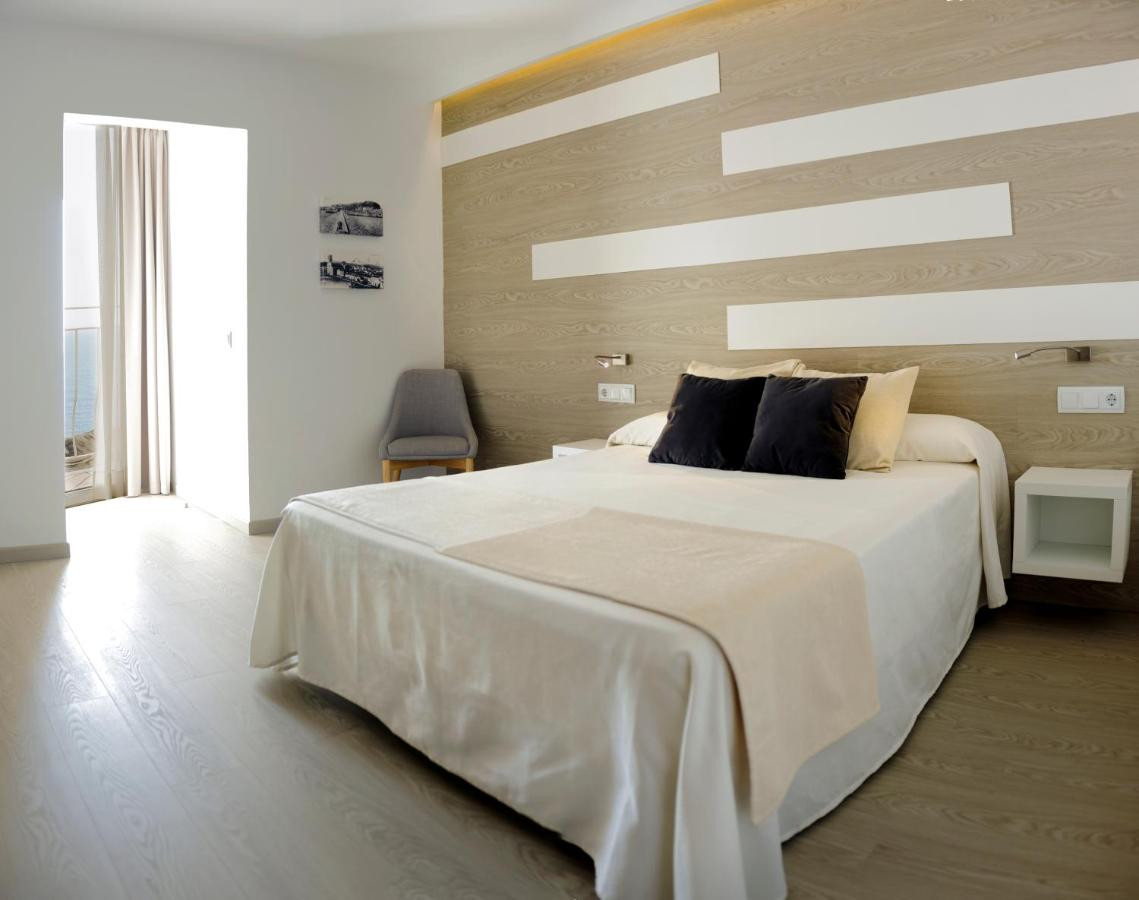Double/Twin Superior Sea View with Balcony (3p)
