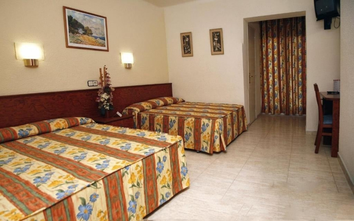 Double/Twin Sea View with Balcony (2p)