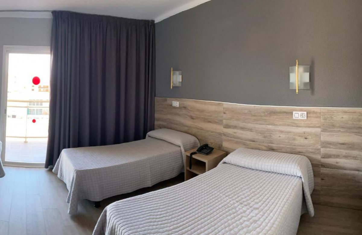 Double/Twin Standard Room with Balcony