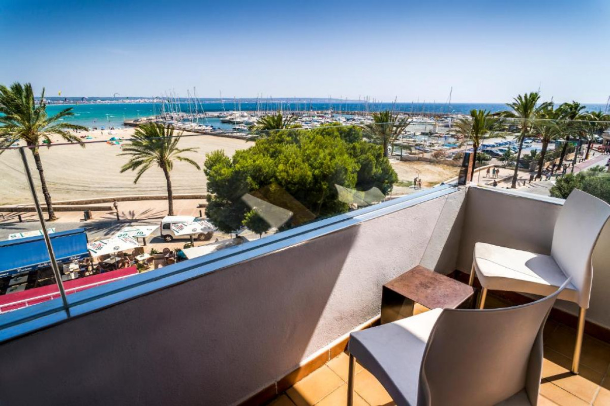 SEA VIEW DOUBLE/TWIN WITH BALCONY OR TERRACE