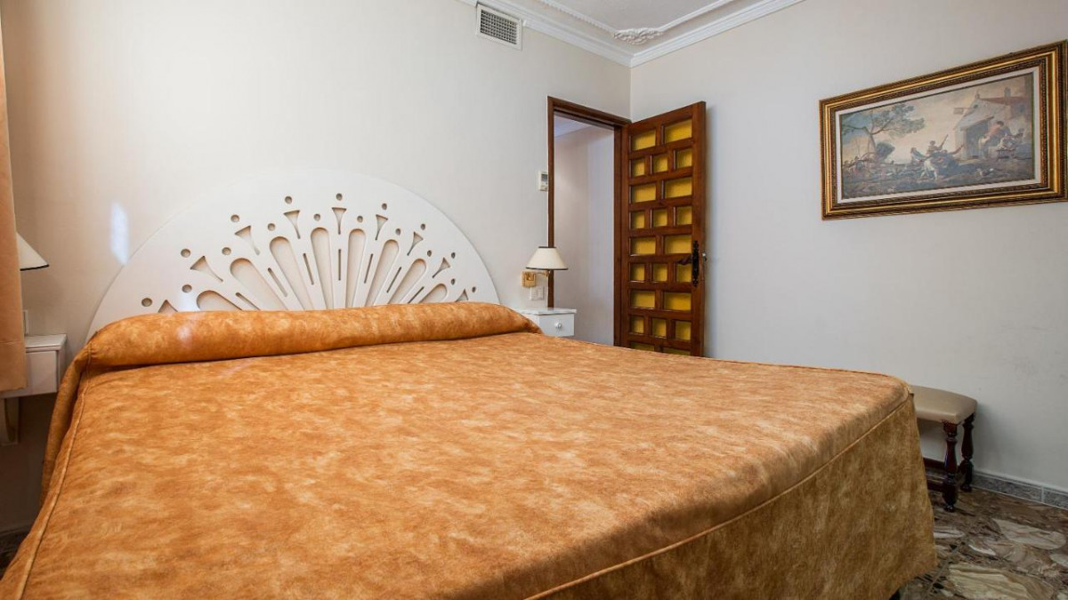 STANDARD DOUBLE ROOM 1+0