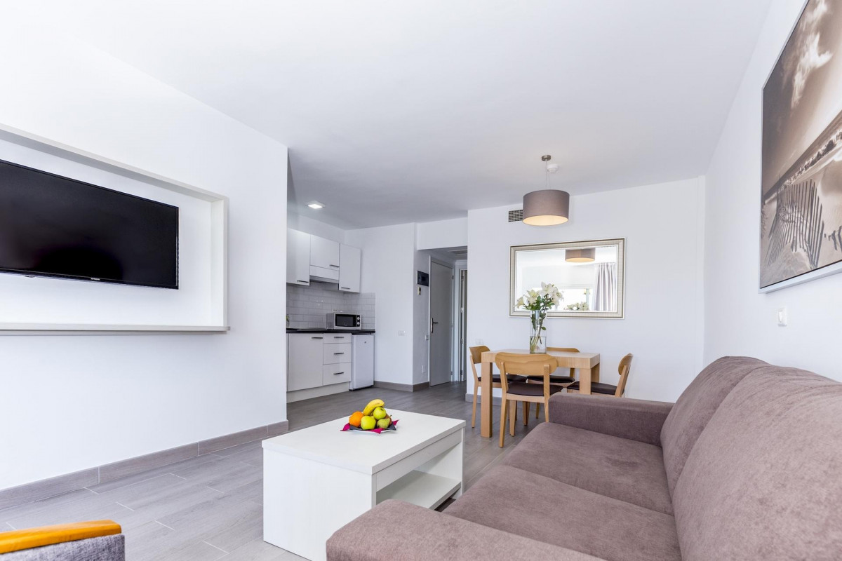 SUPERIOR DOUBLE ROOM RENEW (2+1)