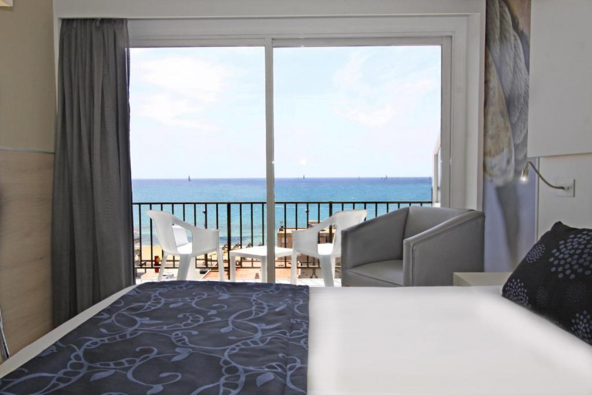 SEA VIEW DOUBLE/TWIN WITH BALCONY